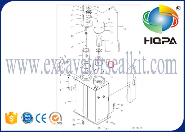 Filtr oleju hydraulicznego 21W-60-41121 zamontowany w zbiorniku hydraulicznym Komatsu PC78US-8